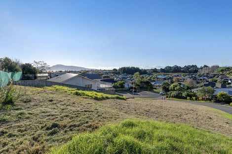 Photo of property in 20 Charlotte Way, Raumati South, Paraparaumu, 5032