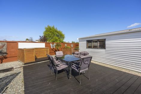 Photo of property in 26 Dunk Place, Milson, Palmerston North, 4414