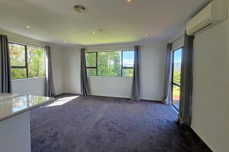 Photo of property in 3 Owaka Close, Kelson, Lower Hutt, 5010
