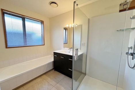 Photo of property in 2/82 Middleton Road, Upper Riccarton, Christchurch, 8041