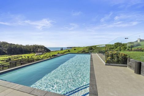 Photo of property in 26 Taha Puke Road, Okura Bush, Albany, 0794