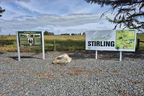 Photo of property in 223 Kaitangata Highway, Stirling, 9231