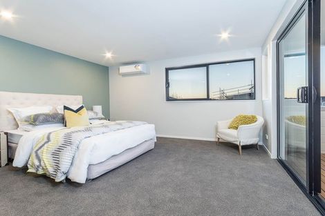 Photo of property in 11 Kearns Drive, Hobsonville, Auckland, 0616