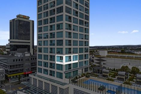 Photo of property in Sentinel Apartments, 601/3 Northcroft Street, Takapuna, Auckland, 0622