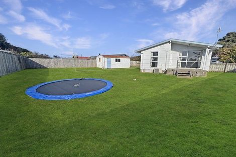 Photo of property in 27 Morgan Crescent, Levin, 5510