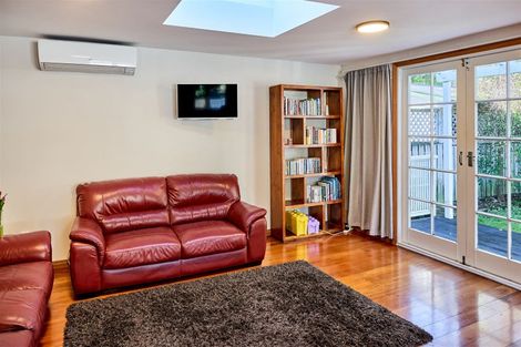 Photo of property in 314 Muritai Road, Eastbourne, Lower Hutt, 5013