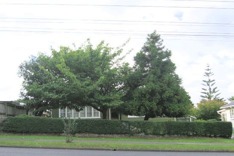 Photo of property in 385 West Coast Road, Glen Eden, Auckland, 0602