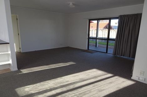 Photo of property in 114 Duchess Crescent, Mayfair, Hastings, 4122