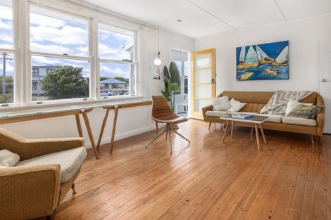 Photo of property in 118 Te Pene Avenue, Titahi Bay, Porirua, 5022