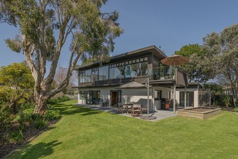 Photo of property in 6 Endeavour Place, Cooks Beach, Whitianga, 3591