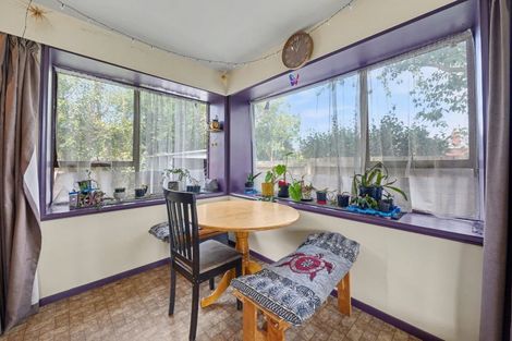 Photo of property in 2/119a Prestons Road, Redwood, Christchurch, 8051