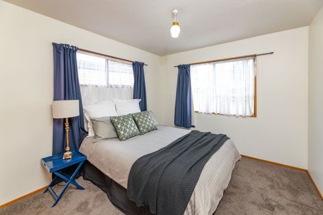 Photo of property in 9 Elsom Lane, Avonhead, Christchurch, 8042