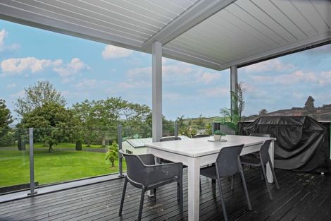 Photo of property in 1 Oceana Drive, Welcome Bay, Tauranga, 3175