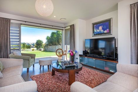 Photo of property in 7 Koromiko Drive, Coromandel, 3506