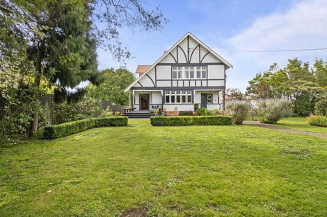 Photo of property in 27 High Street, Bulls, 4818