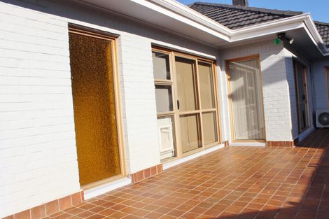 Photo of property in 187a Gray Avenue, Papatoetoe, Auckland, 2024