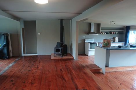 Photo of property in 8 Sea View Road, Baylys Beach, Dargaville, 0377