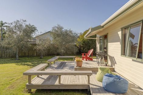 Photo of property in 528 Matarangi Drive, Matarangi, Whitianga, 3592