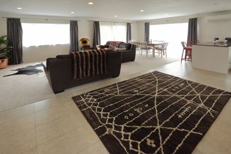 Photo of property in 9 Wawatai Drive, Karaka, Papakura, 2113