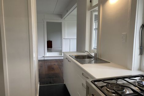 Photo of property in 4 Shoal Bay Road, Devonport, Auckland, 0624