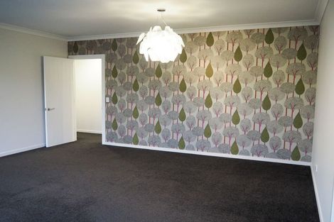 Photo of property in 33 Hyde Place, Halswell, Christchurch, 8025