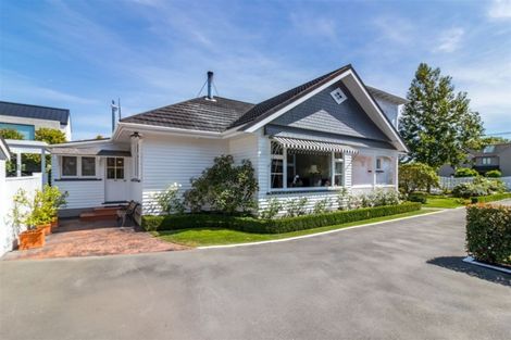 Photo of property in 20 Roa Road, Fendalton, Christchurch, 8041