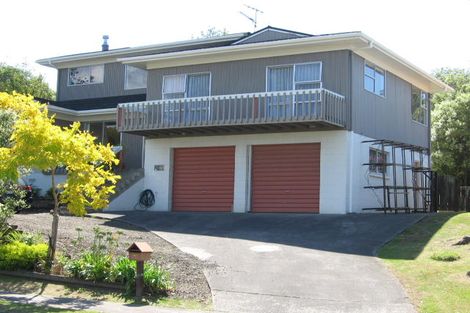 Photo of property in 215 Glamorgan Drive, Torbay, Auckland, 0630