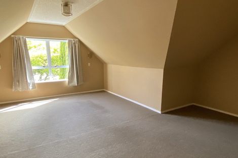 Photo of property in 18 Churchill Avenue, Hokowhitu, Palmerston North, 4410
