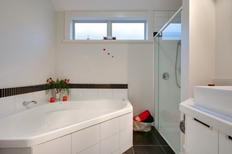 Photo of property in 81 Kent Terrace, Taradale, Napier, 4112