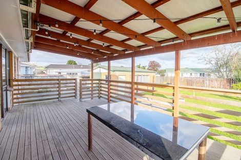 Photo of property in 99 Cargill Street, Papakura, 2110