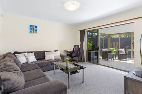 Photo of property in 6 Mcleod Place, Papamoa Beach, Papamoa, 3118