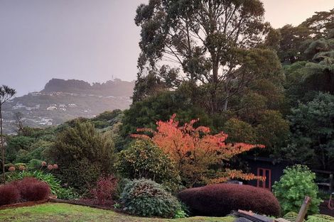 Photo of property in 21 Thatcher Crescent, Crofton Downs, Wellington, 6035