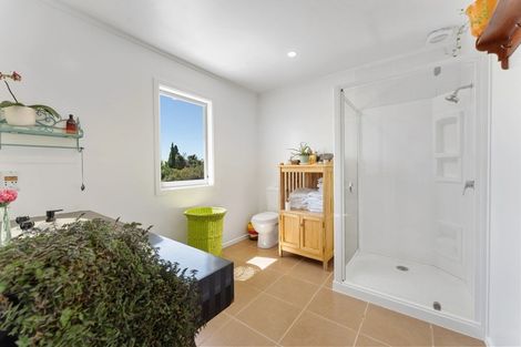 Photo of property in 110 Buick Crescent, Awapuni, Palmerston North, 4412