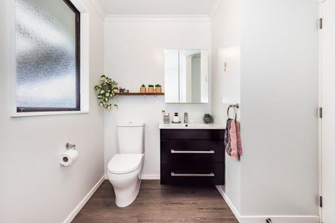 Photo of property in 3 Michael Road, Paraparaumu Beach, Paraparaumu, 5032