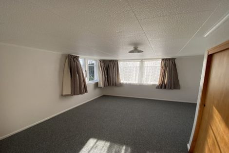 Photo of property in 18 Dickson Street, Macandrew Bay, Dunedin, 9014