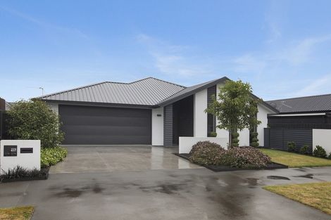 Photo of property in 211 Highsted Road, Casebrook, Christchurch, 8051