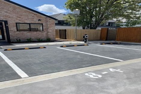 Photo of property in 8/4 Riccarton Road, Riccarton, Christchurch, 8011