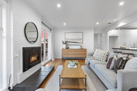 Photo of property in 101 Royal Road, Massey, Auckland, 0614