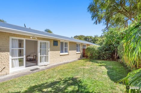 Photo of property in 39a Heretaunga Square, Silverstream, Upper Hutt, 5019