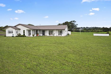 Photo of property in 3 Sands Road, Waiuku, 2681