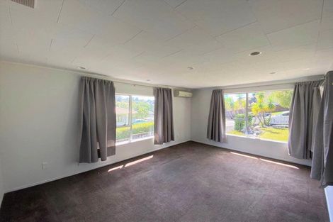 Photo of property in 13 Laser Place, Bayview, Auckland, 0629