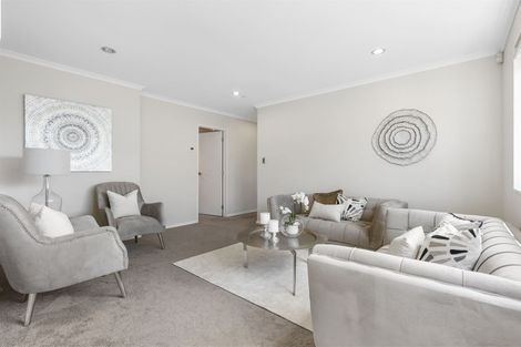 Photo of property in 11 Veneta Close, Flat Bush, Auckland, 2019