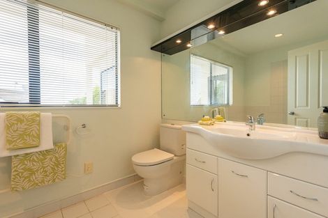 Photo of property in 136 Winara Avenue, Waikanae, 5036