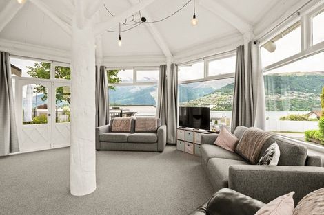 Photo of property in 25 Oregon Drive, Kelvin Heights, Queenstown, 9300