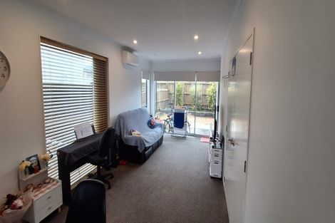 Photo of property in 4 Shelduck Way, Hobsonville, Auckland, 0616