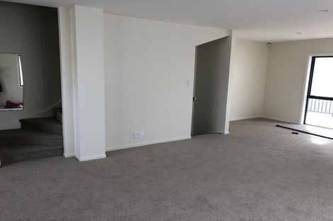 Photo of property in Krisley Court, 1/6 Ambrico Place, New Lynn, Auckland, 0600
