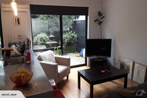 Photo of property in 2/35 Bishop Street, St Albans, Christchurch, 8014