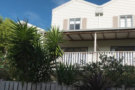 Photo of property in 24/8 Carolina Place, Albany, Auckland, 0632