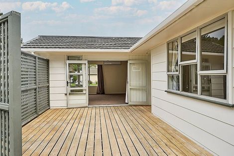Photo of property in 4 Thomson Grove, Stokes Valley, Lower Hutt, 5019