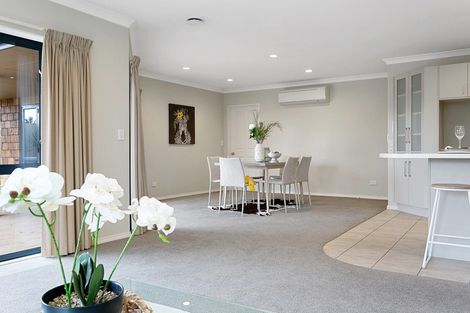 Photo of property in 4 Chesterton Drive, Leamington, Cambridge, 3432